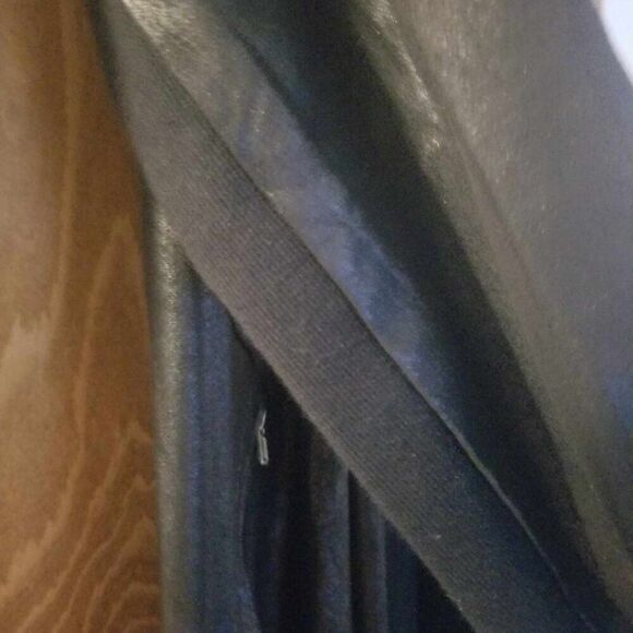 Womens Black CY USA Vegan Suede Cardigan Size Medium - Picture 5 of 7